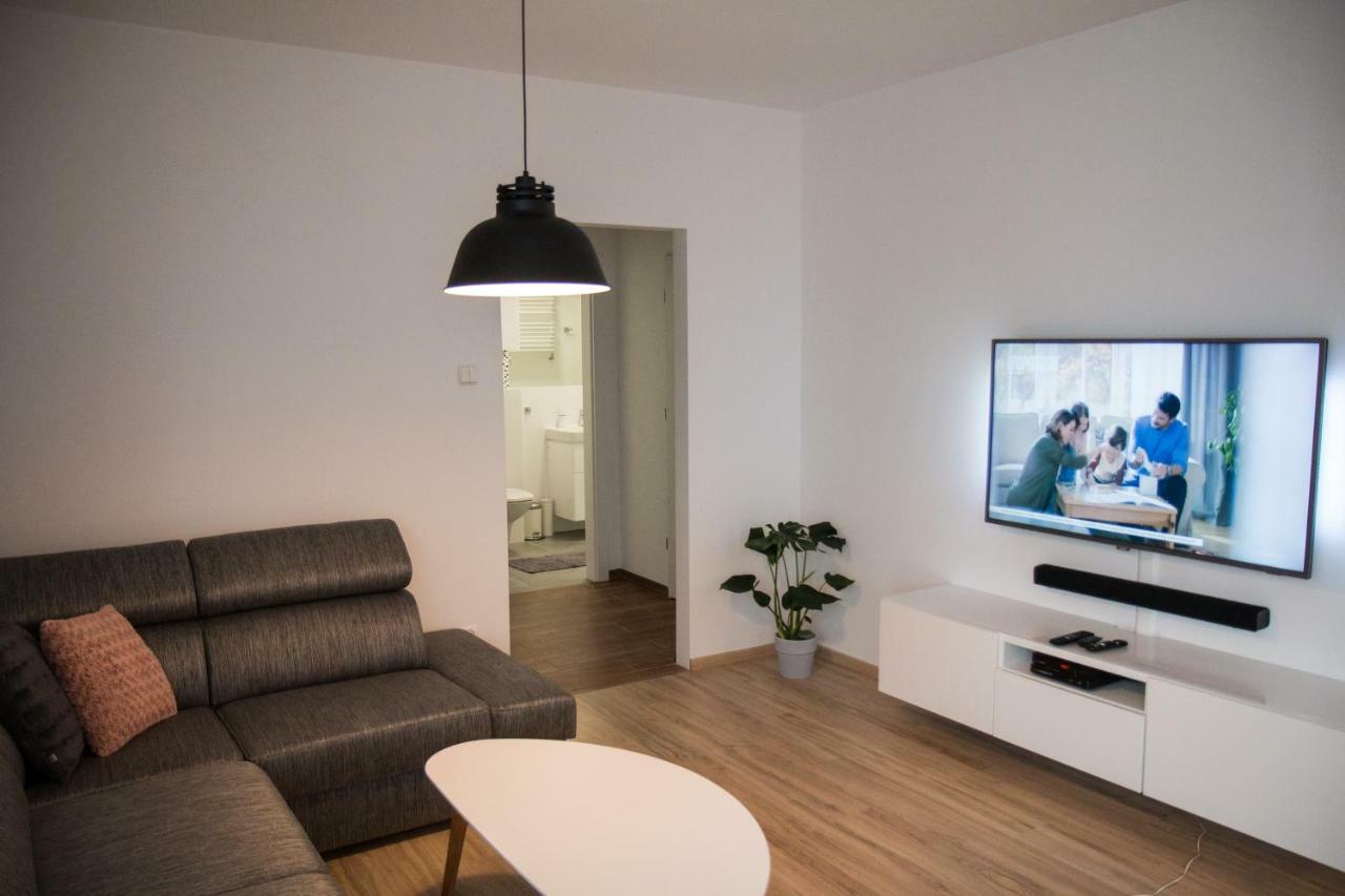 Apartament F&J Thorn Exterior foto